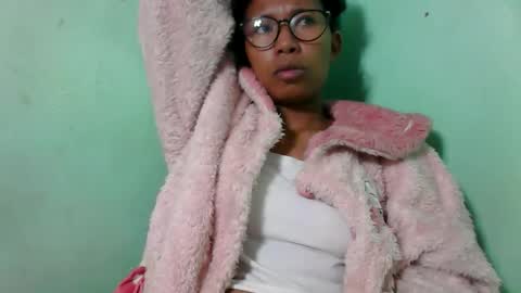 noella711128 online show from October 2025 07:55:02 PM