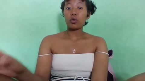 Snapshot of noellah chatting on April 2026 04:17:02 PM noellah online show from April 2026 04:17:02 PM