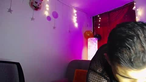 Noha Lux online show from September 2025 01:02:01 PM