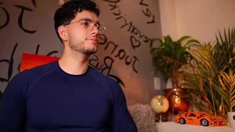 kevin online show from October 2025 10:49:02 PM