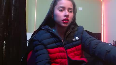 Noha Thomson online show from October 2025 09:27:02 PM