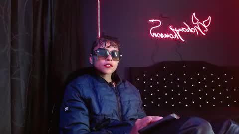 Noha Thomson online show from January 2026 01:31:01 AM