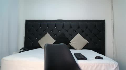 Noha Drake online show from April 2026 09:48:01 PM