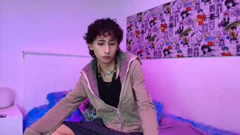 maxie online show from October 2025 03:48:01 AM