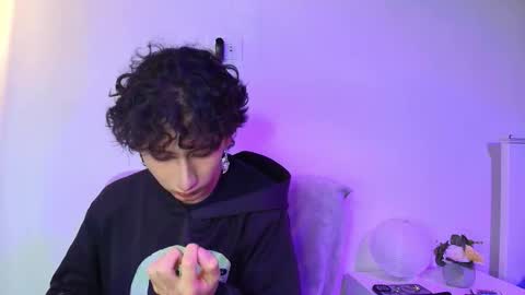 maxie online show from October 2025 03:27:02 AM