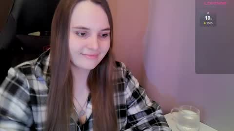 noir_ember_ online show from April 2026 04:21:02 PM