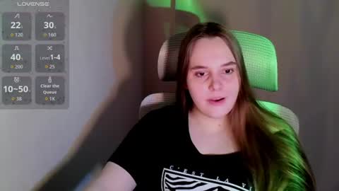 noir_ember_ online show from June 2026 06:34:01 PM