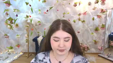 Snapshot of noirwhisper chatting on June 2026 06:24:02 PM noirwhisper online show from June 2026 06:24:02 PM