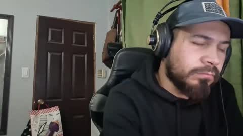 Snapshot of noizemanx chatting on May 2026 05:03:01 AM noizemanx online show from May 2026 05:03:01 AM