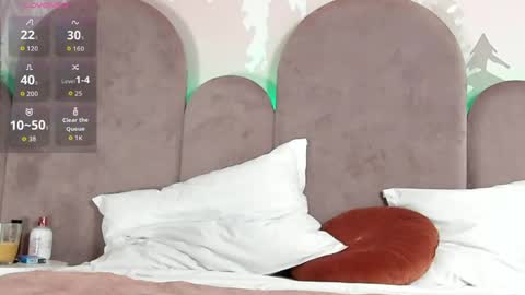 Nola online show from April 2026 07:58:01 PM