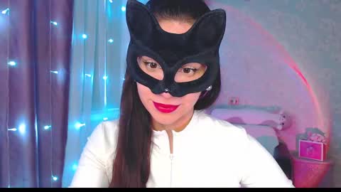 Send message when u here online show from March 2025 04:04:01 AM