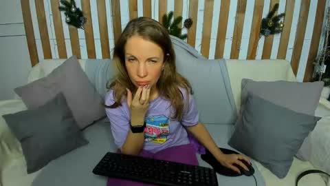 Nora online show from December 2024 02:35:02 AM