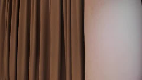 Nora Da Silva online show from October 2025 02:11:02 AM