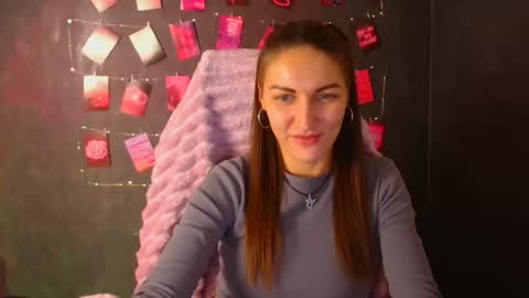 Nora online show from October 2025 10:53:02 PM