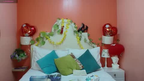 Nora Temptress online show from February 2026 08:51:01 PM