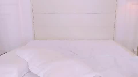 noraaddams online show from March 2026 05:44:01 AM