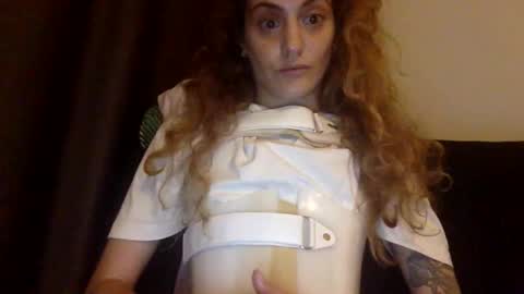 norablues online show from October 2025 06:18:01 PM