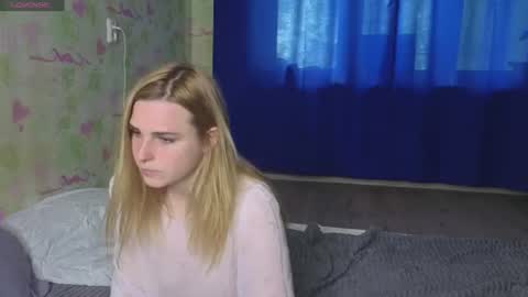 Elina online show from June 2026 11:01:02 AM