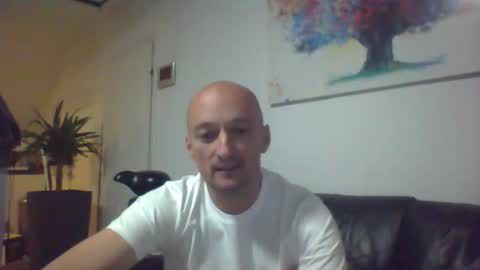 nordicrunner76 online show from May 2026 12:19:01 AM