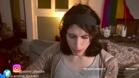 Snapshot of noreallyilikepeanuts chatting on September 2025 12:34:01 AM Ariane online show from September 2025 12:34:01 AM