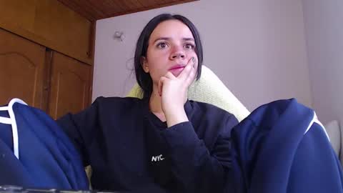 noreen_ online show from March 2026 03:31:01 PM