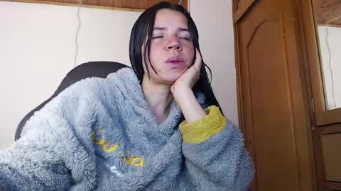 noreen_ online show from April 2026 06:04:02 PM