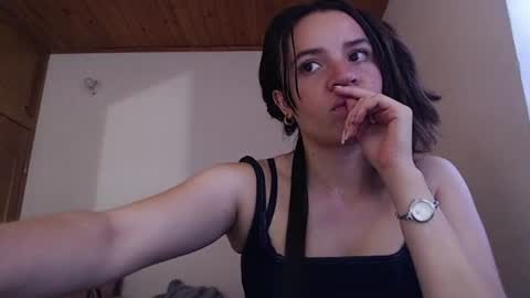 Snapshot of noreen_ chatting on July 2026 08:44:02 PM noreen_ online show from July 2026 08:44:02 PM
