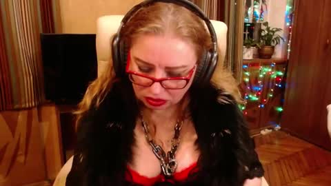 miss Tress online show from March 2026 09:30:01 PM