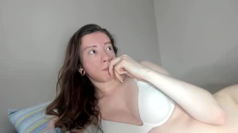 Emily snow online show from December 2024 05:55:01 PM