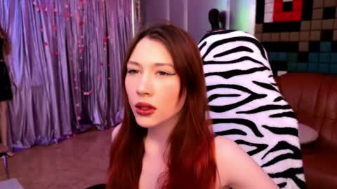 northern_moon online show from April 2026 04:35:01 AM