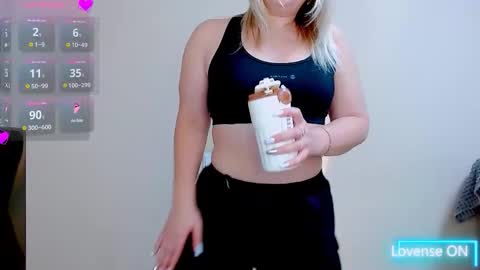 hi glad to chat online show from November 2025 03:34:01 PM