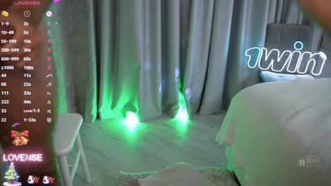 Snapshot of notfallenangel chatting on December 2024 04:19:01 PM Anna Check my Bio Help me to reach 300 thumbs up online show from December 2024 04:19:01 PM