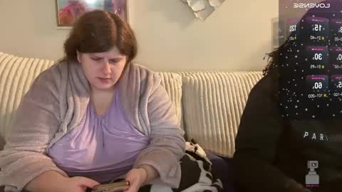 Snapshot of noturbabymoms chatting on December 2024 10:10:02 AM NotUrBabyMoms online show from December 2024 10:10:02 AM