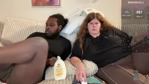 Snapshot of noturbabymoms chatting on January 2025 02:08:01 AM NotUrBabyMoms online show from January 2025 02:08:01 AM