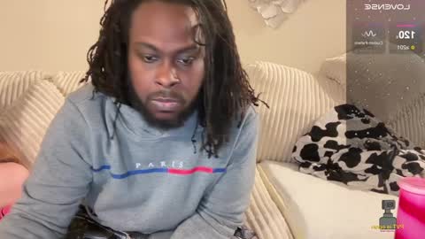 Snapshot of noturbabymoms chatting on January 2025 11:33:01 PM NotUrBabyMoms online show from January 2025 11:33:01 PM