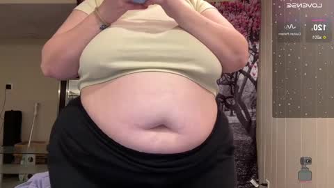 Snapshot of noturbabymoms chatting on February 2025 04:16:02 PM NotUrBabyMoms online show from February 2025 04:16:02 PM