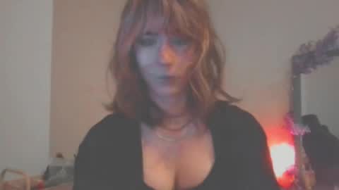 Lucy online show from July 2026 10:42:02 PM