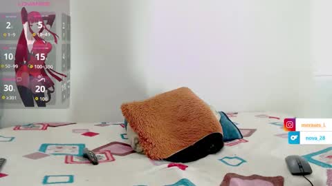 nova__19 online show from December 2025 08:28:02 PM