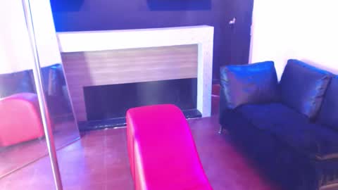 Nova Salvatore online show from January 2026 03:33:01 AM