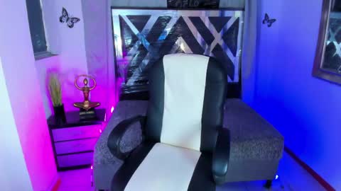 Snapshot of nova_sex1 chatting on April 2026 09:57:02 PM nova online show from April 2026 09:57:02 PM
