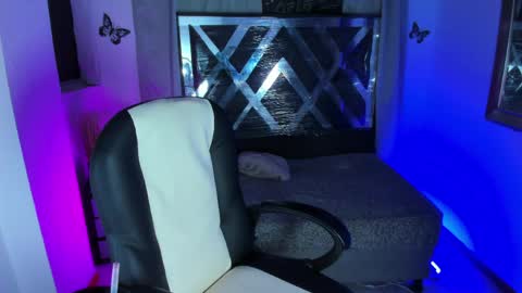 Snapshot of nova_sex1 chatting on May 2026 03:46:02 AM nova online show from May 2026 03:46:02 AM