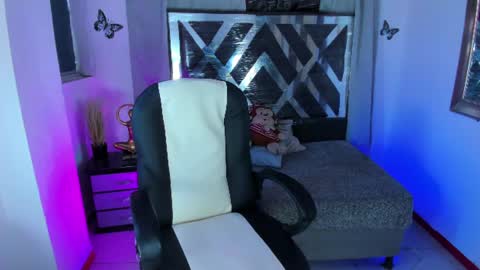 Snapshot of nova_sex1 chatting on June 2026 09:03:02 PM nova online show from June 2026 09:03:02 PM