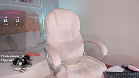 Snapshot of novacyysantos chatting on January 2025 07:13:02 PM Andrea online show from January 2025 07:13:02 PM