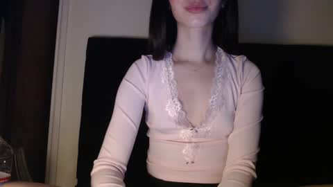 Snapshot of novafrey chatting on February 2025 12:30:01 AM Olivia online show from February 2025 12:30:01 AM