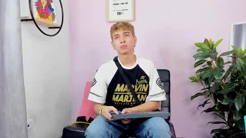 NovayBrian online show from January 2025 01:27:01 PM