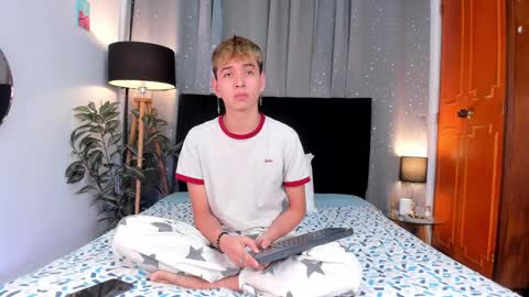 NovayBrian online show from February 2025 04:27:01 AM