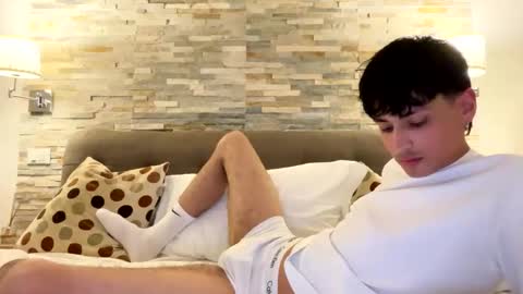Snapshot of noxnude chatting on May 2026 09:43:01 PM noxnude online show from May 2026 09:43:01 PM