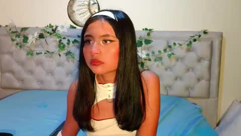 NubesNubladas online show from March 2026 03:25:02 AM