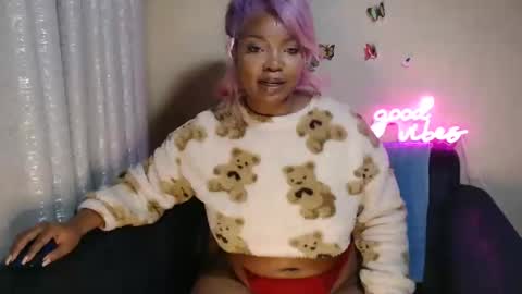 nudeberries515 online show from November 2025 01:06:01 AM