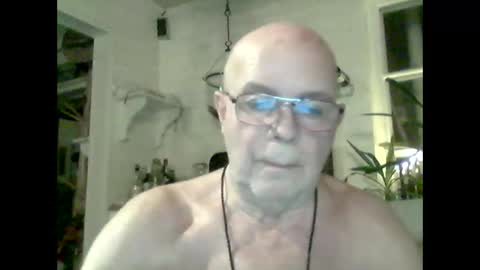 Snapshot of nudistjavist chatting on December 2024 06:06:01 PM Haky online show from December 2024 06:06:01 PM